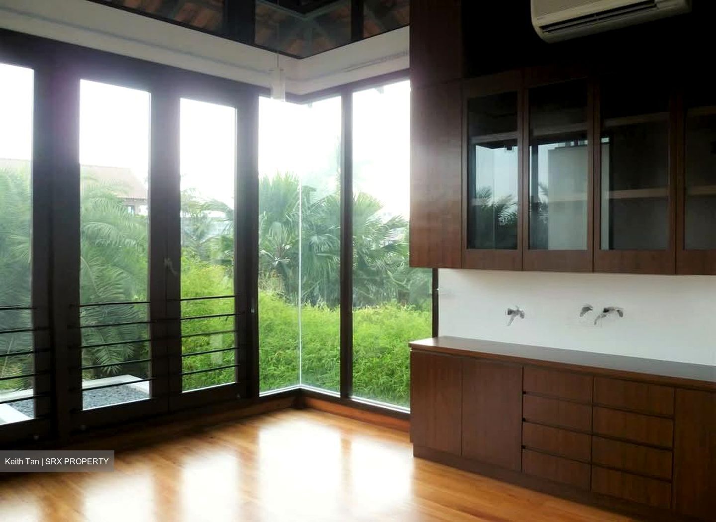Ocean Drive (D4), Detached #553896951